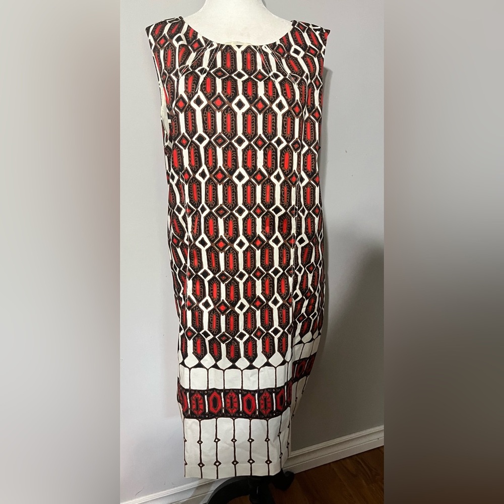 Talbot’s Woman’s Colorful, Lined Sleeveless Geometrical Patrerned Dress!